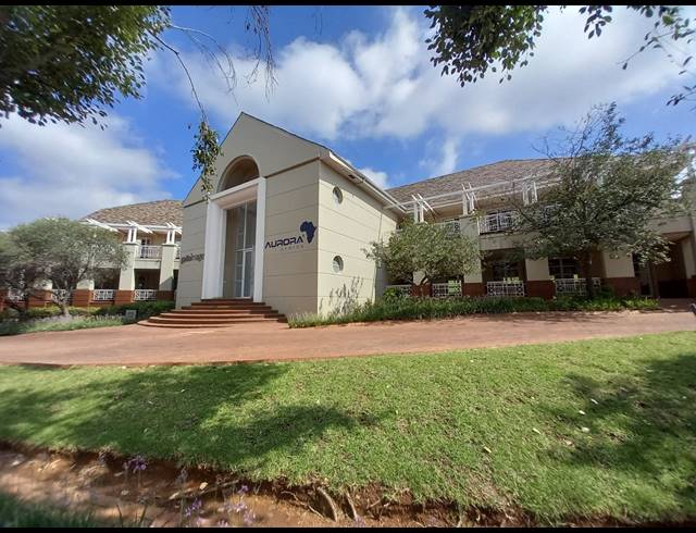 712M² OFFICE TO LET IN BRYANSTON